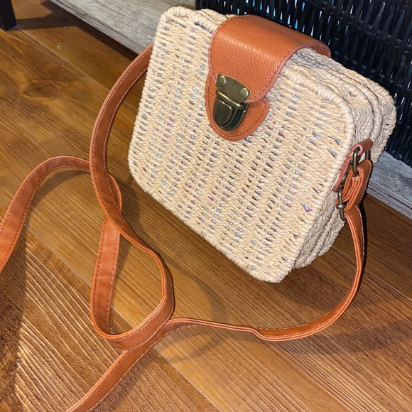 Handbags - Wicker bag